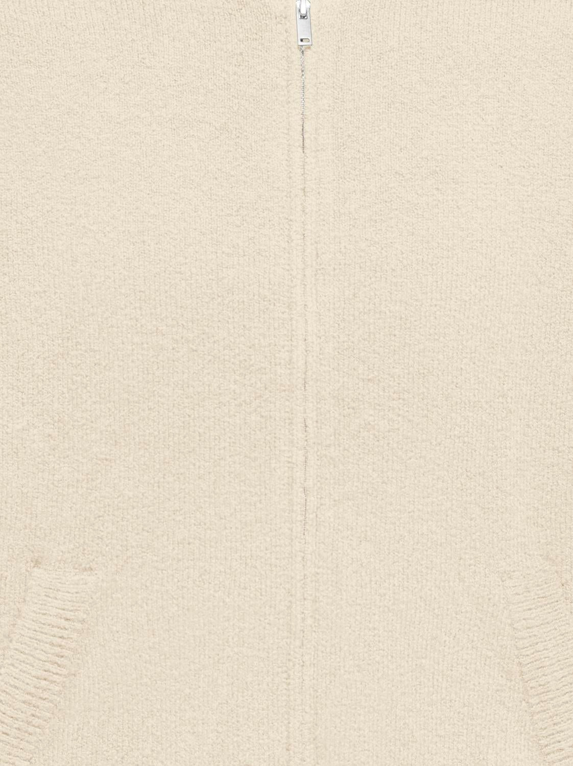 model_shot-detail